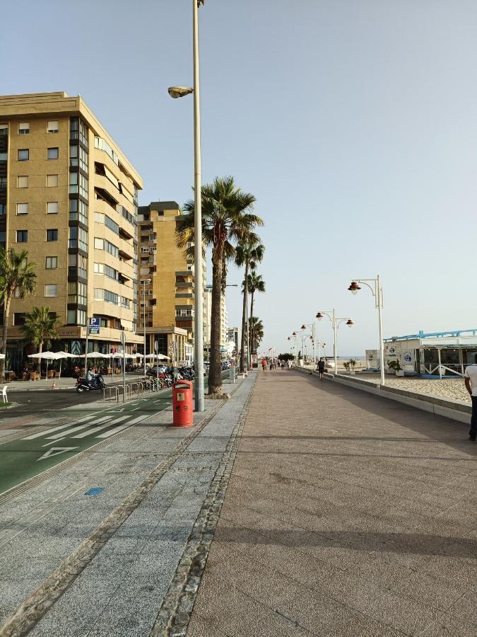 דירות קדיז Piso Calidad Precio Junto A La Playa De La Victoria מראה חיצוני תמונה